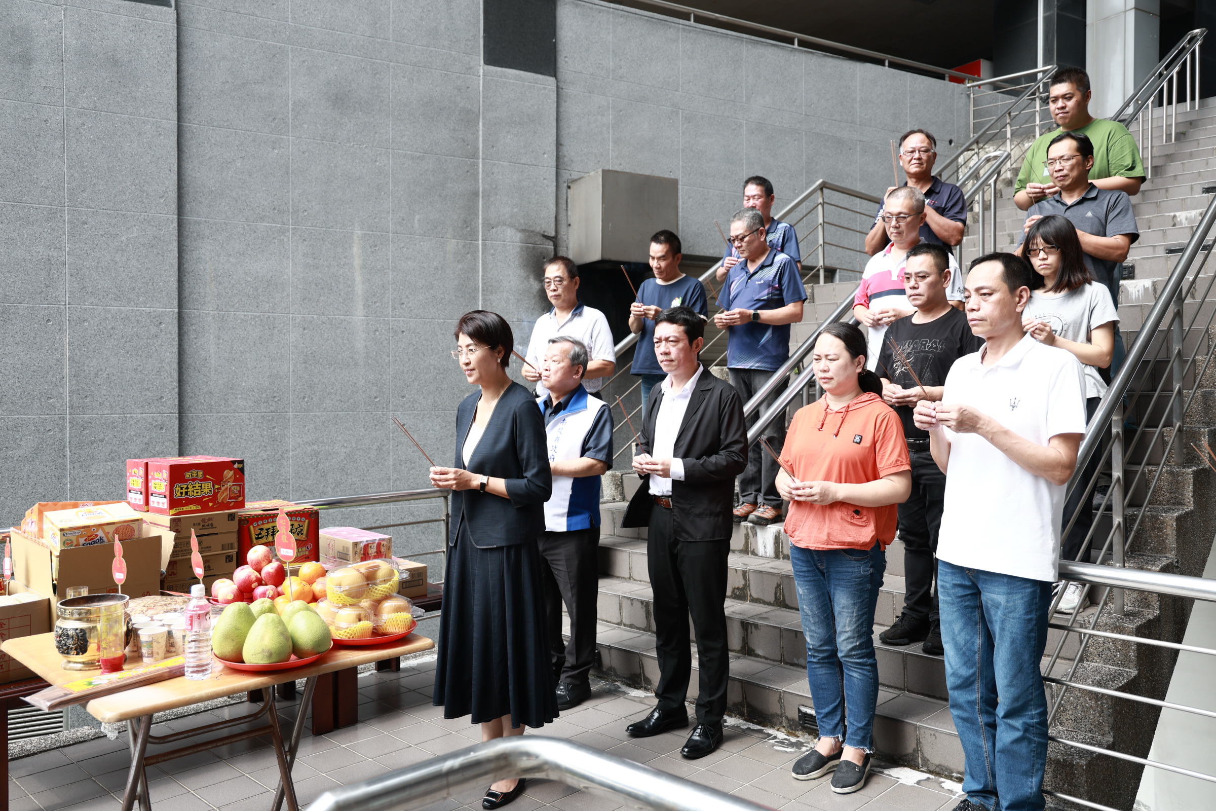 相關圖片3-慶讚中元 許縣長主持縣府普渡儀式祈求平安順遂