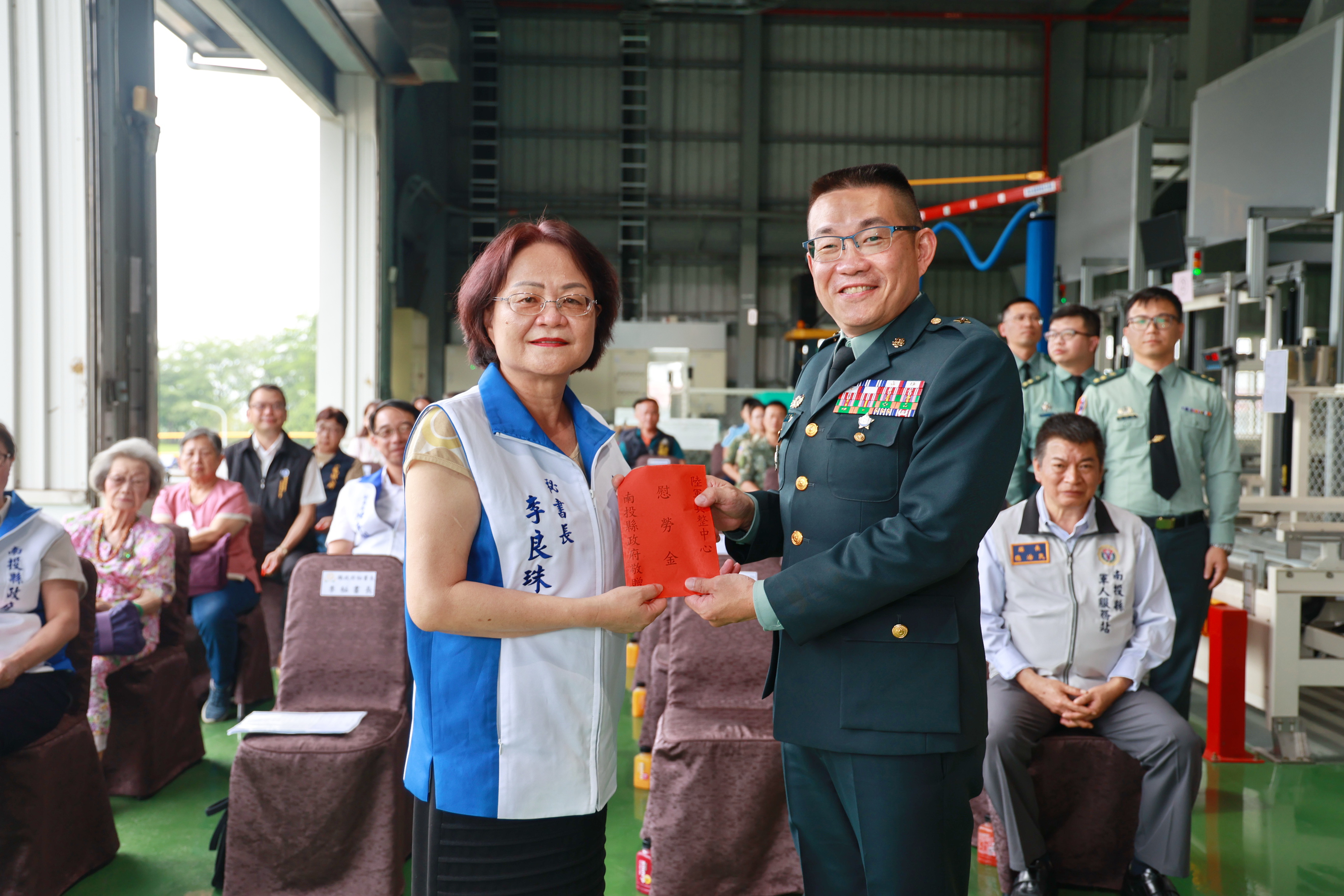 相關圖片1-端午敬軍　南投縣各界提前向國軍致敬