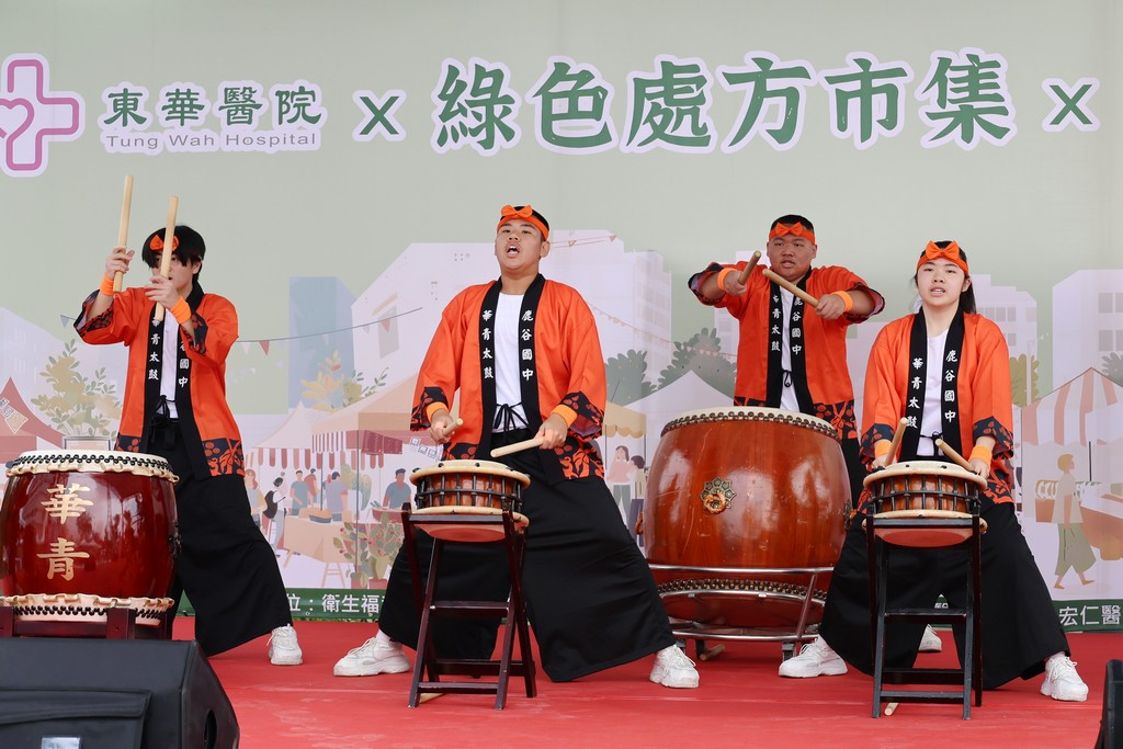 相關圖片2-東華醫院行動醫療車啟用　提升南投偏鄉醫療可近性