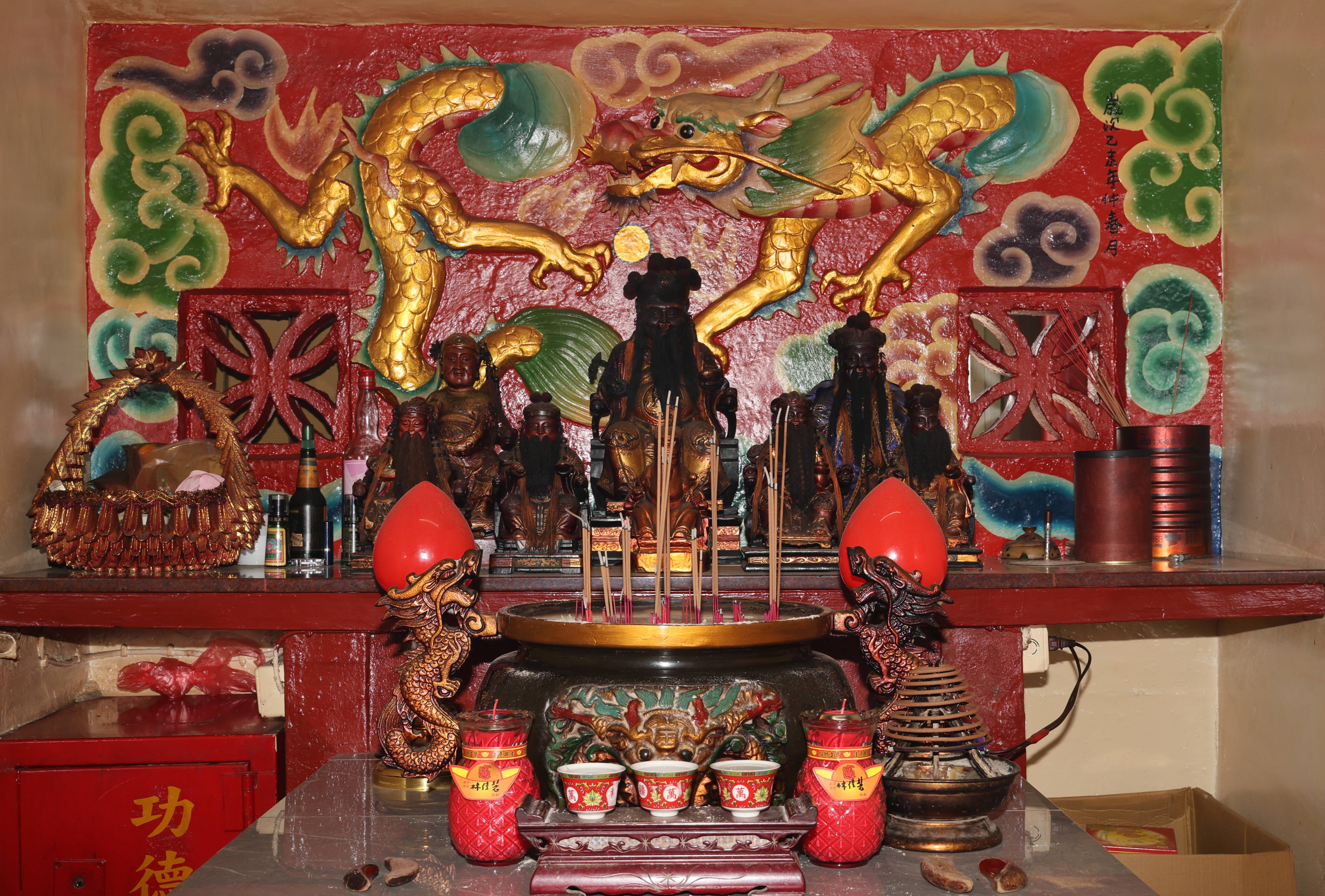 相關圖片1-恭祝草屯番仔田稻香宮土地公聖誕千秋 信眾添油香全捐光復賑災