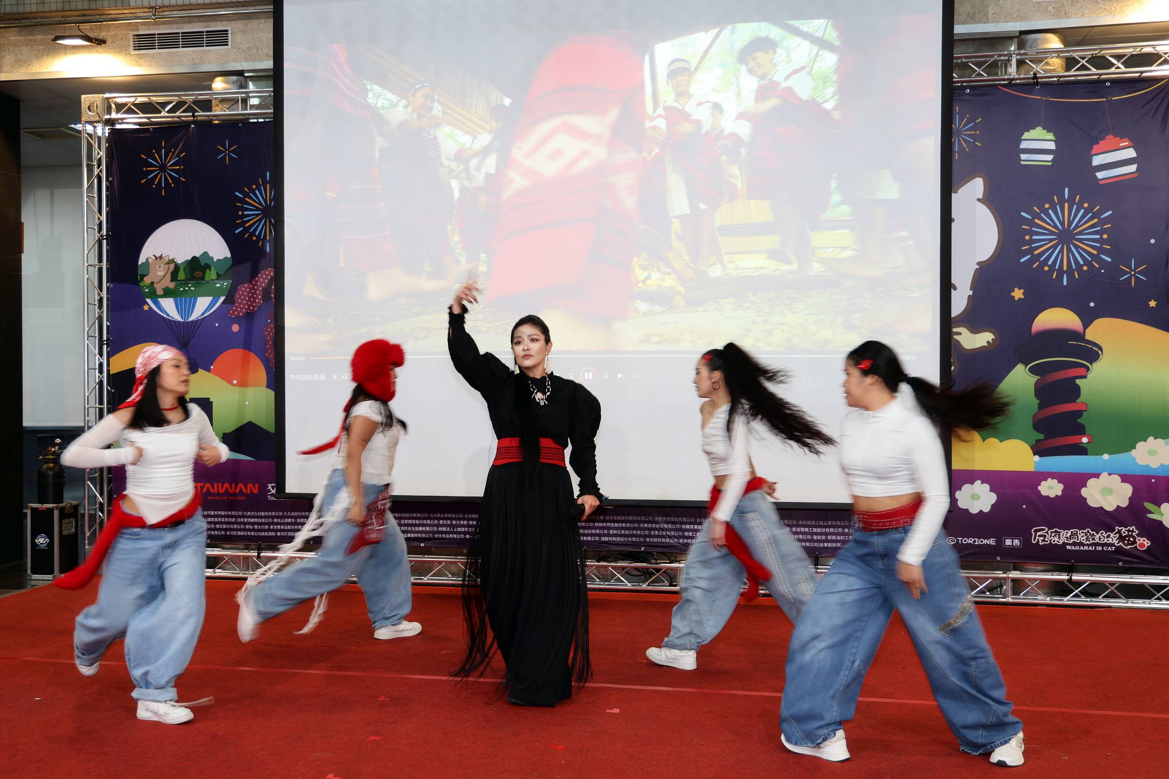 相關圖片3-情人節浪漫到婦女節．2026南投燈會「雙主燈」飛馬撼天  搭配九九峰氦氣球樂園驚艷登場讓你「從地表玩到高空」