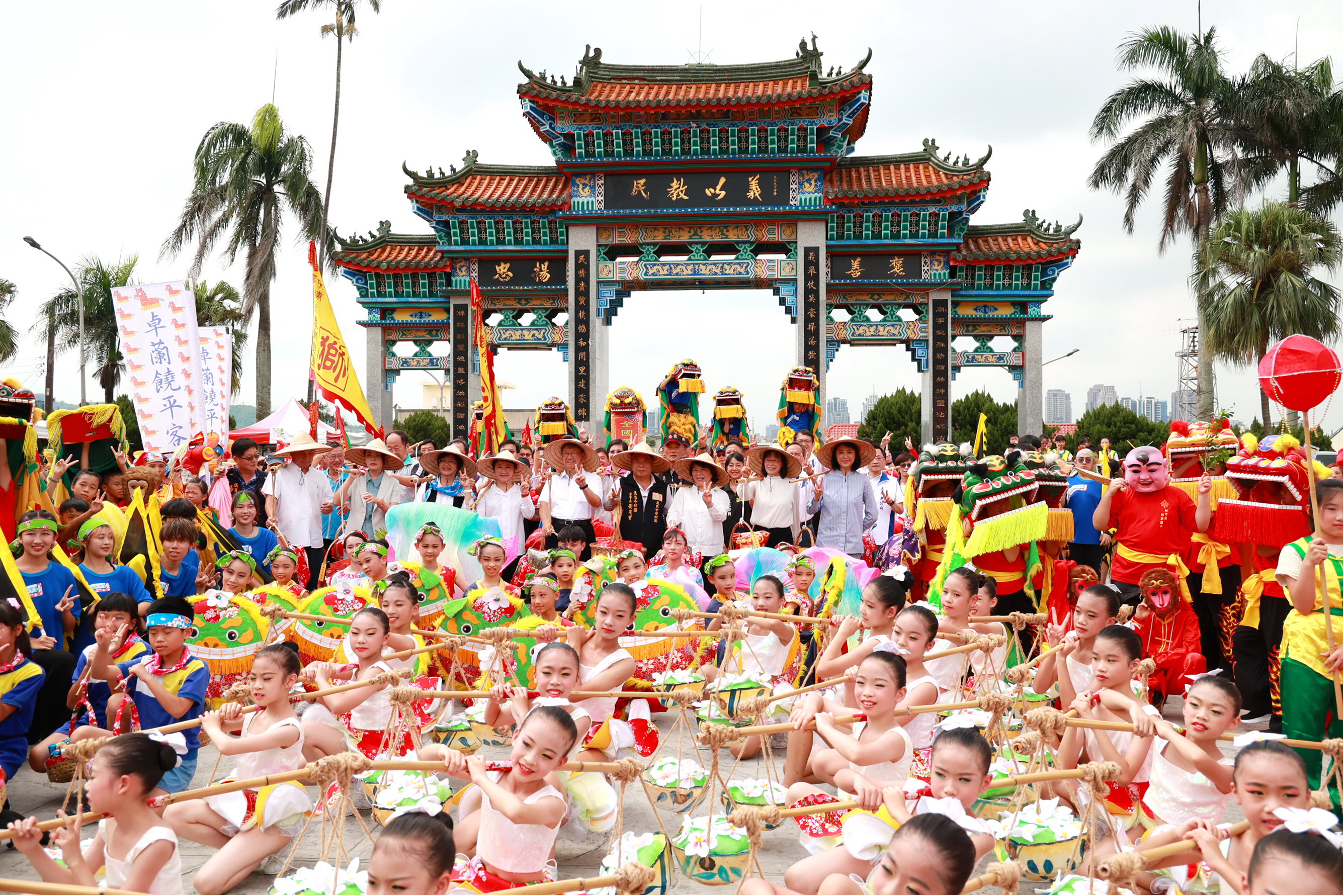 相關圖片4-許縣長出席「中臺灣區域治理平台」首長會議暨義民祭典啟動儀式 8縣市合作開創共榮新時代