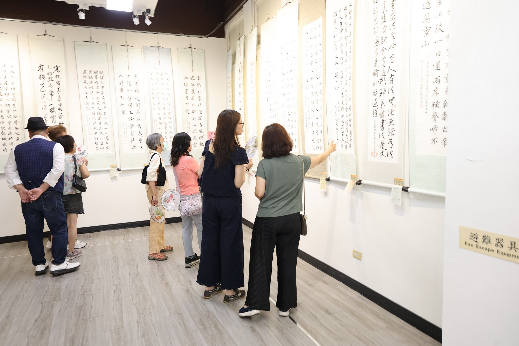 相關圖片3-「草屯鎮和平老人會書法水墨聯展」開幕 百餘件作品有看頭