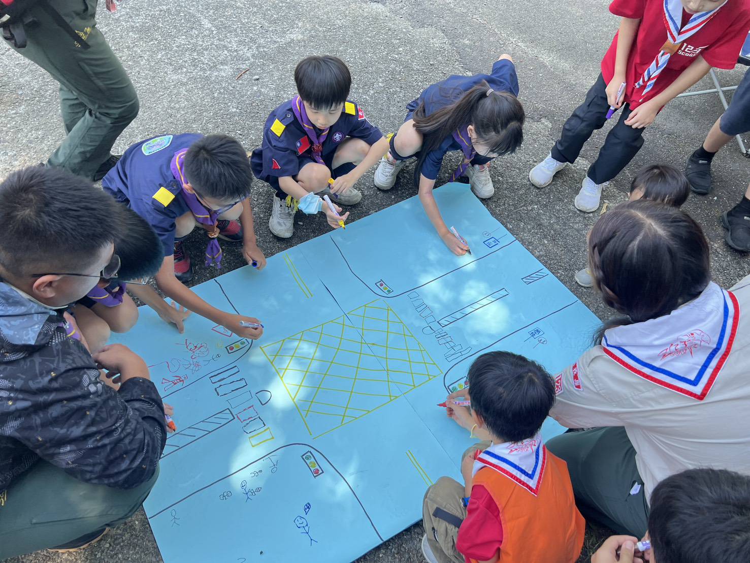 相關圖片1-南投縣童軍齊聚鯉魚潭 挑戰自我迎向國際視野開訓