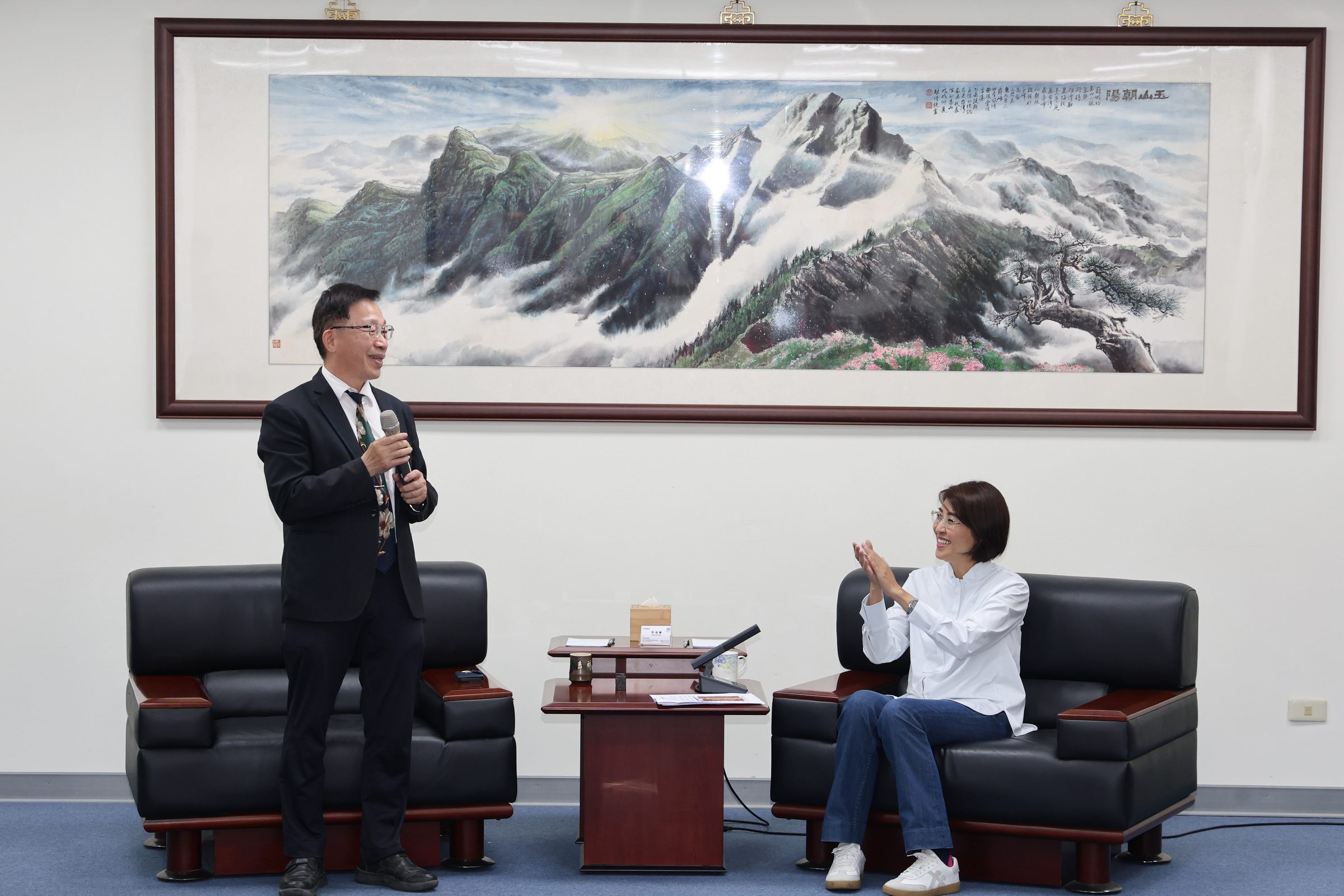 相關圖片5-三光國中絲竹樂團榮獲全國賽同組「唯一特優」  許縣長勉勵大讚南投之光