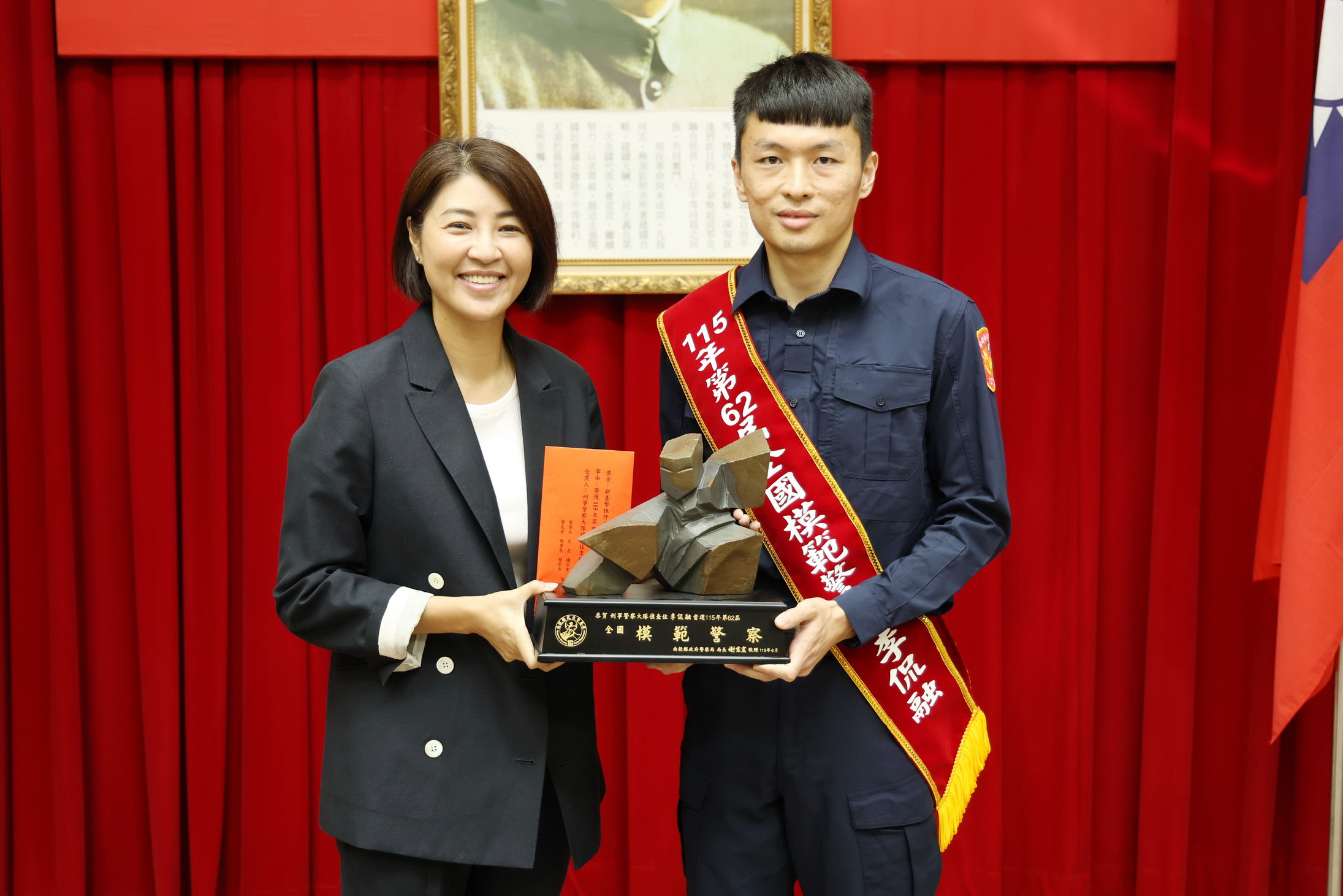相關圖片1-警察節將屆 許縣長表揚績優員警