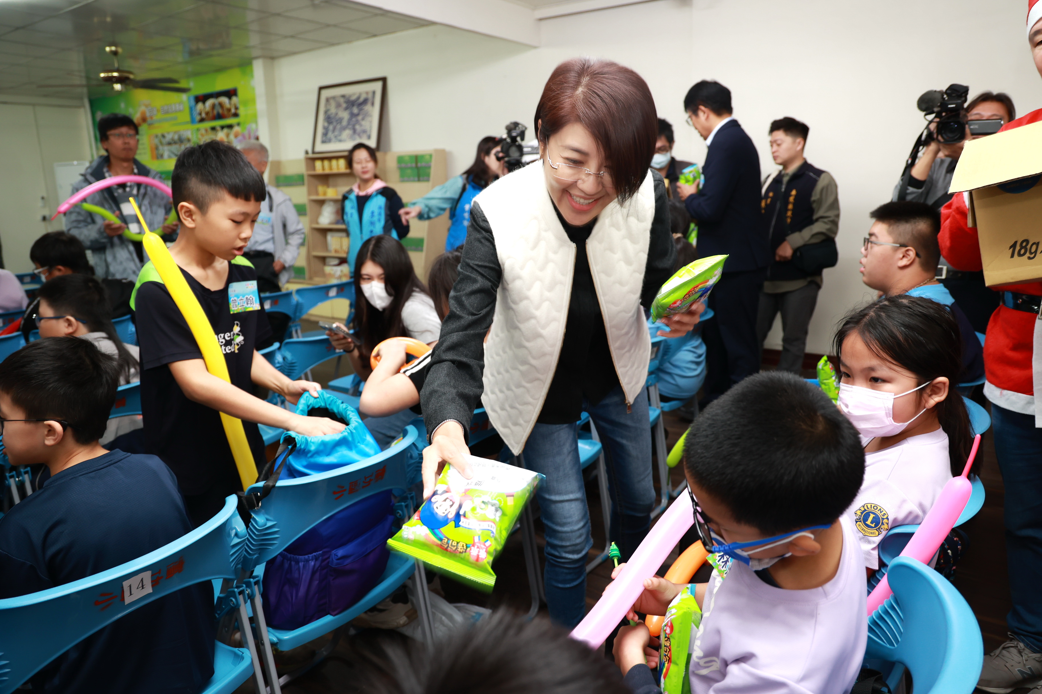 相關圖片3-闖關活動溫馨辦     「有愛無礙、和樂融融」寓教於樂