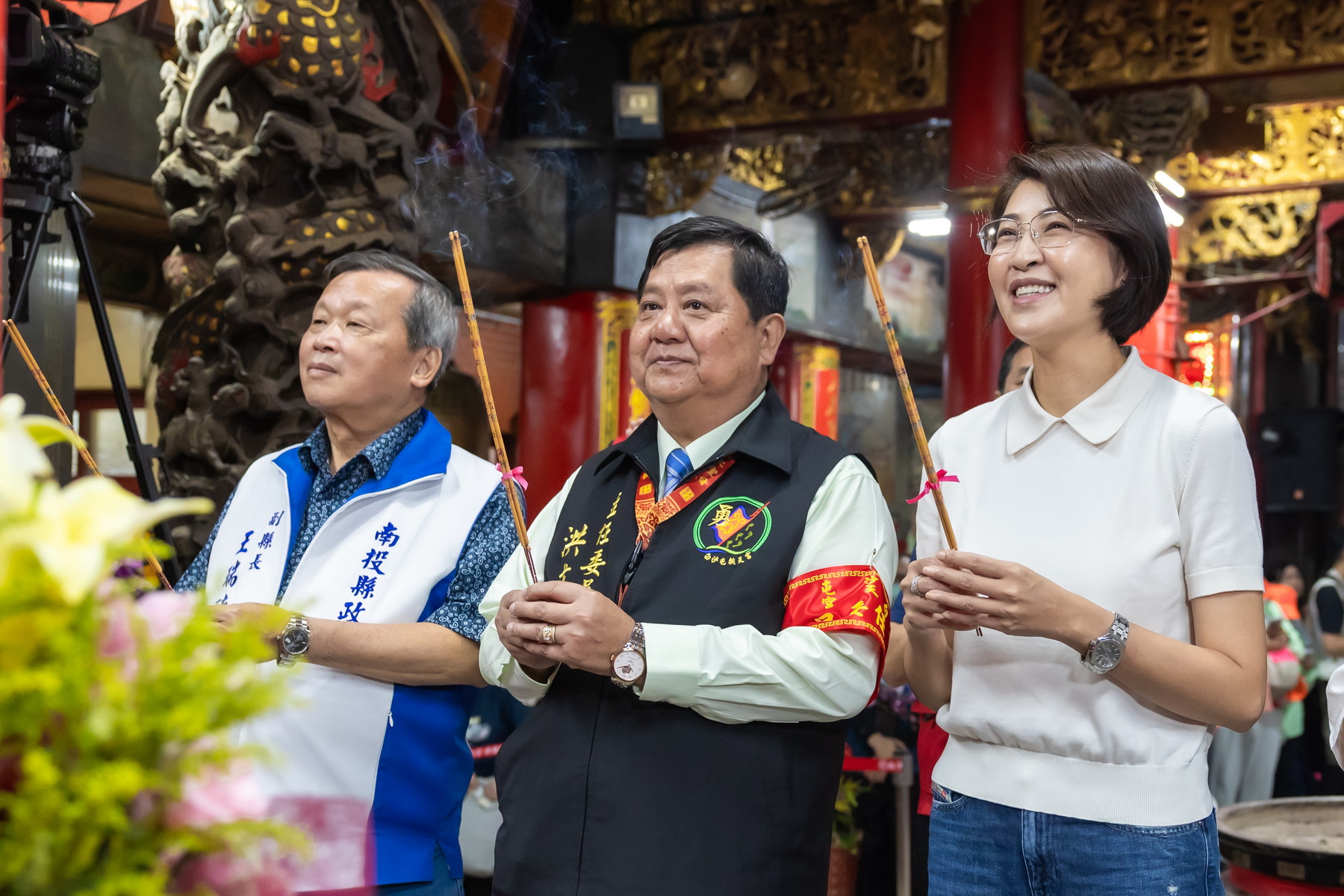 圖片-許縣長參加白沙屯媽祖徒步進香登轎儀式　為縣民祈福