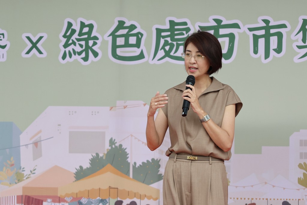 相關圖片6-東華醫院行動醫療車啟用　提升南投偏鄉醫療可近性