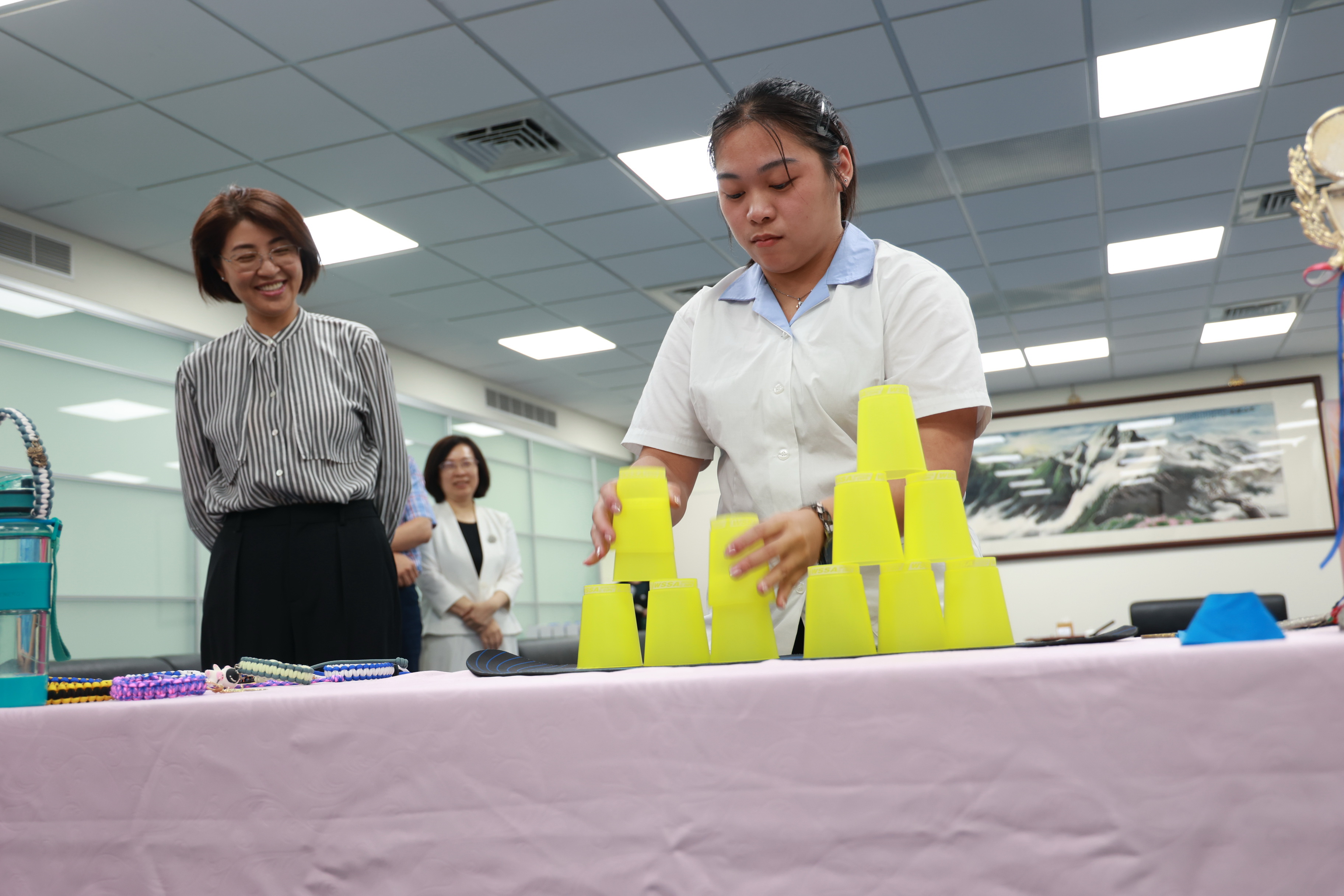 相關圖片4-南投兩學子榮獲總統教育獎  許淑華縣長力挺迎向希望