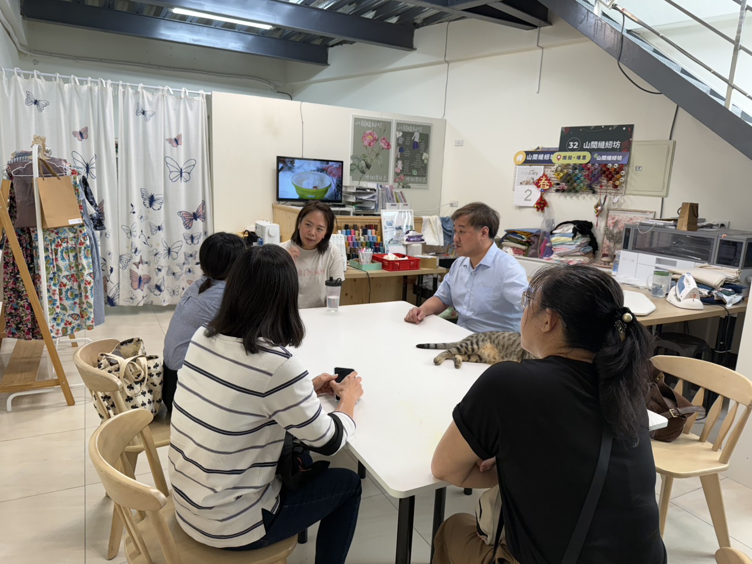 相關圖片1-1150410拜訪山間縫紉坊