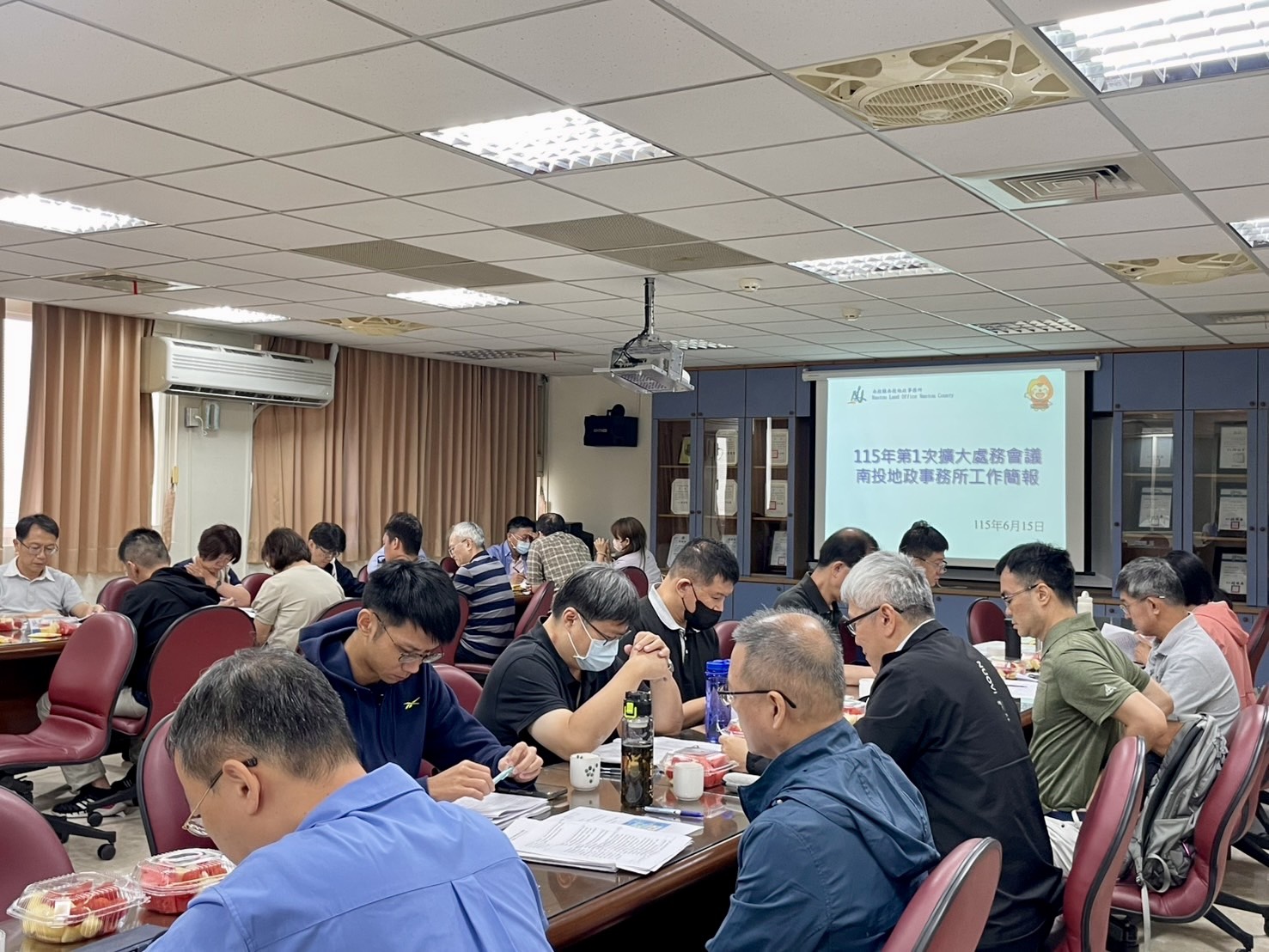 相關圖片2-南投縣政府地政處召開115年第1次擴大處務會議 凝聚共識提升服務效能