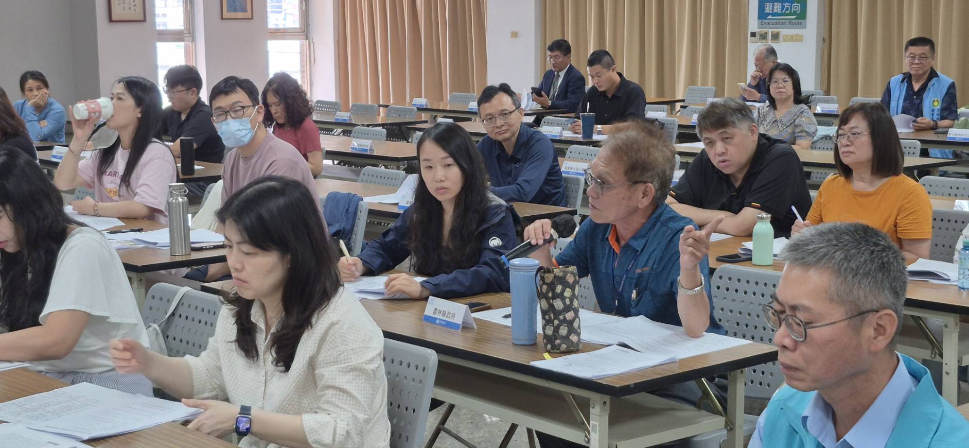 相關圖片3-南投縣政府召開第43屆全國地政盃活動競賽第一次領隊會議　凝聚共識推動籌備作業