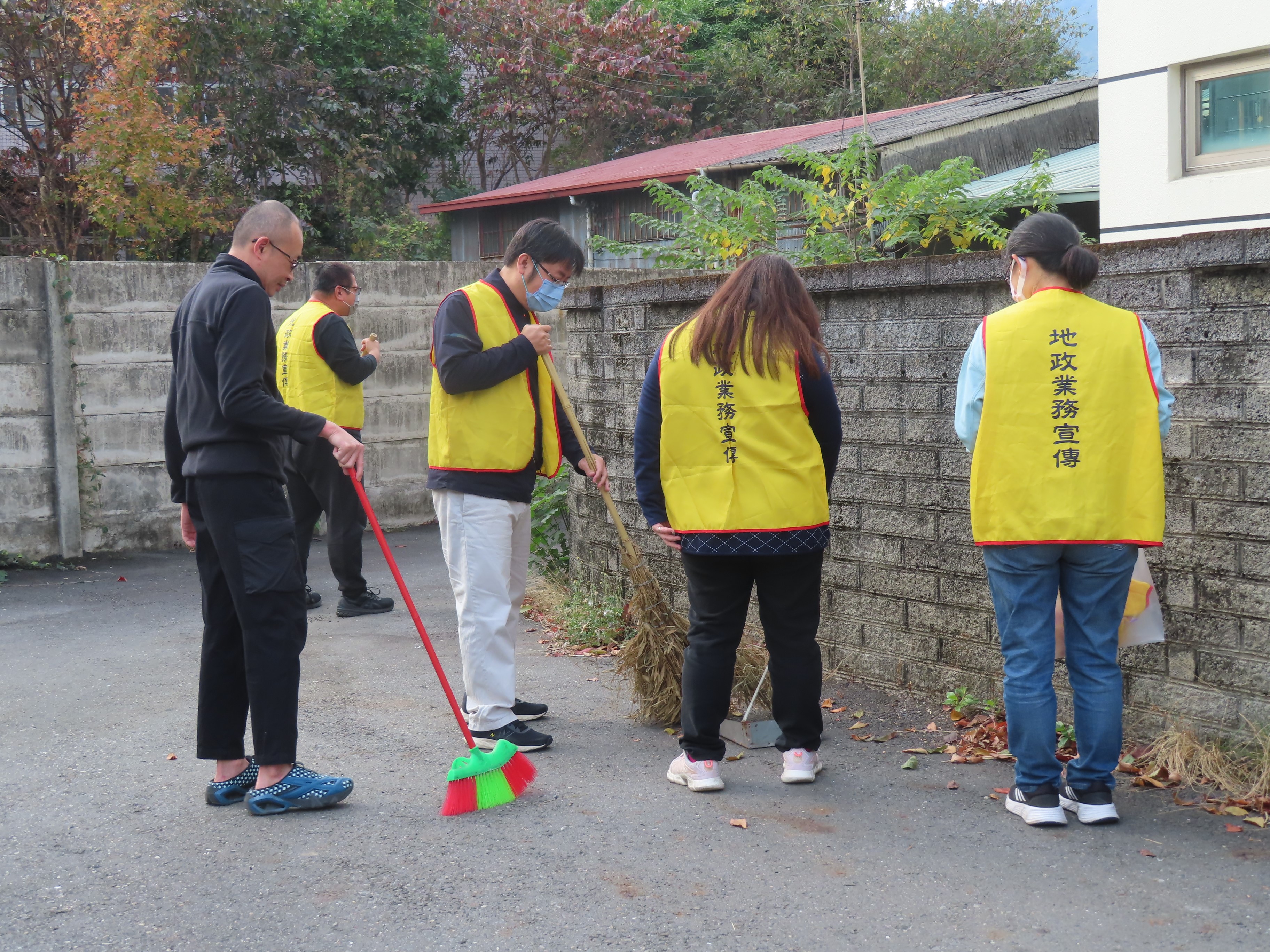 圖片-水里地政事務所發起「清淨家園，守護地產」雙重行動