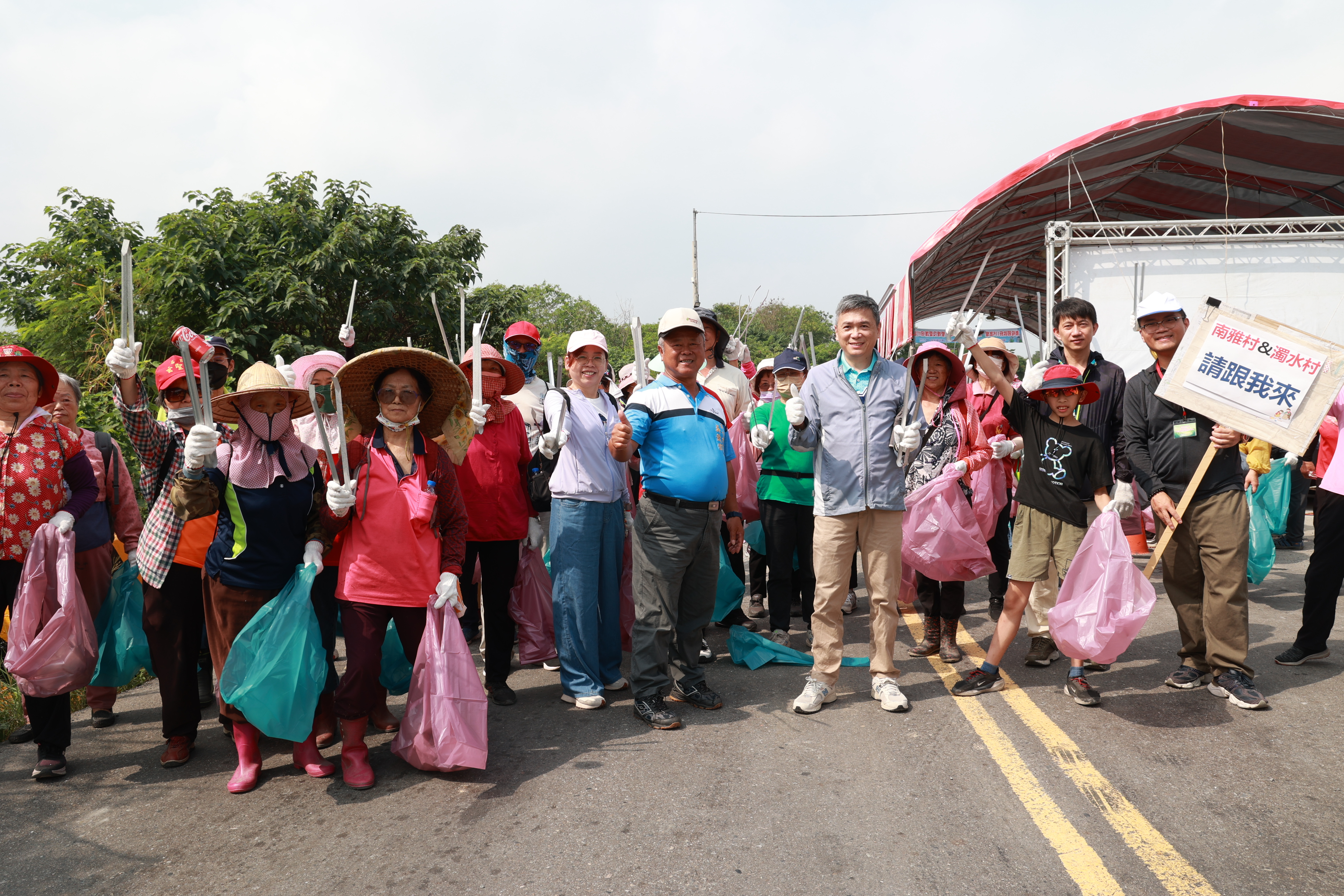 文章圖片-淨堤活動登場 逾300人守護濁水溪