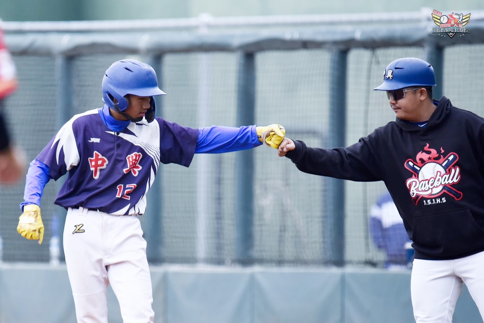 相關圖片6-南投縣中興國中棒球隊勇奪巨人盃國際青少棒錦標賽冠軍