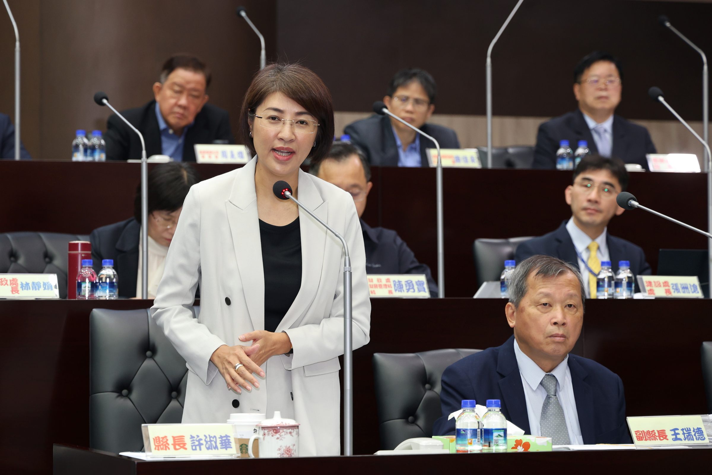 圖片-提升教學品質 許縣長：國中小班級人數朝每班27人努力