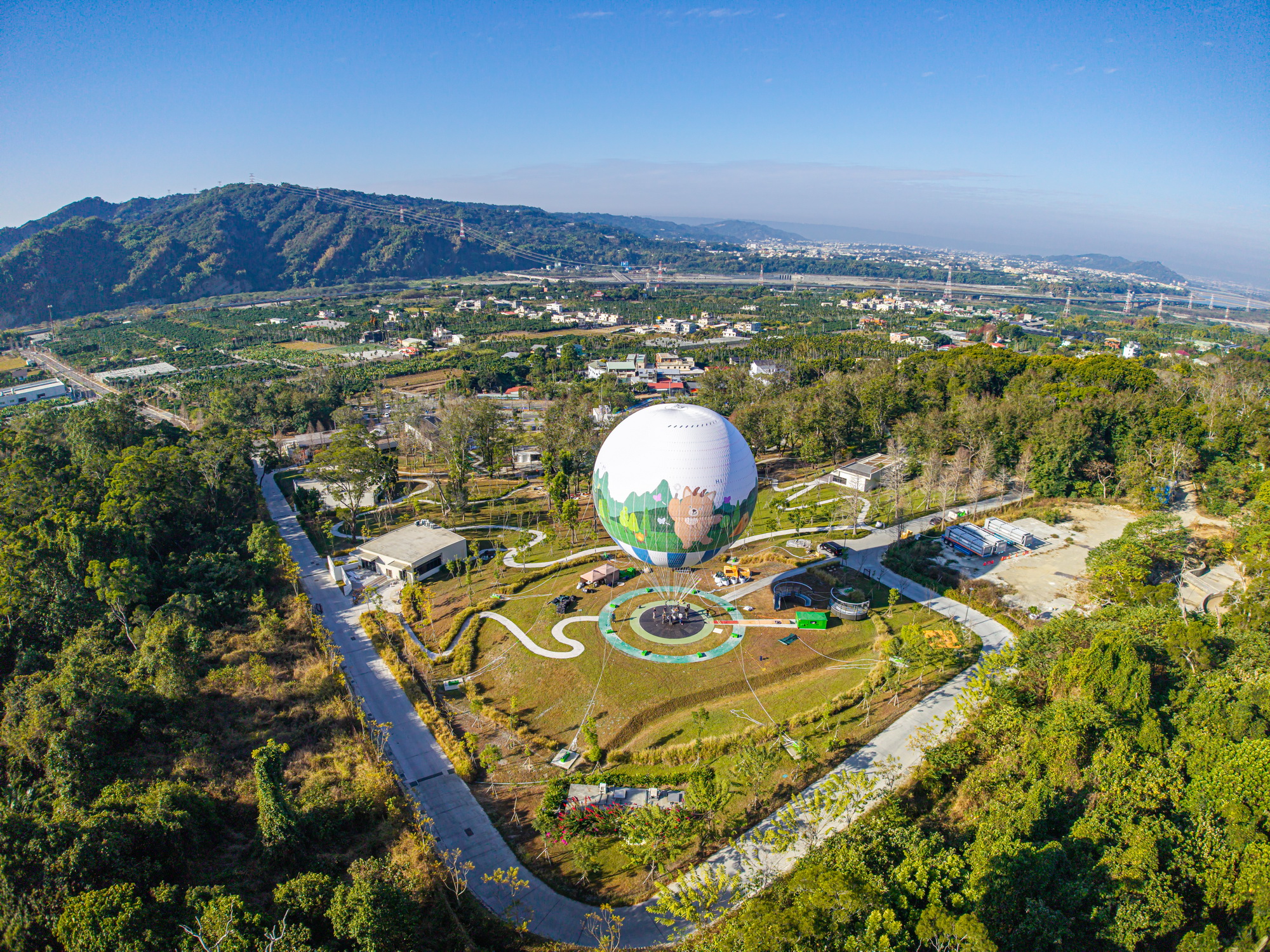 相關圖片6-九九峰氦氣球組裝完成　外型29日搶先曝光