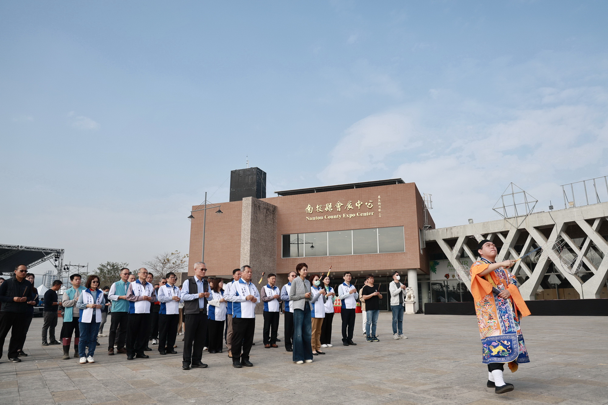 相關圖片4-南投燈會2月14日至3月8日登場   許縣長率縣府團隊祈福