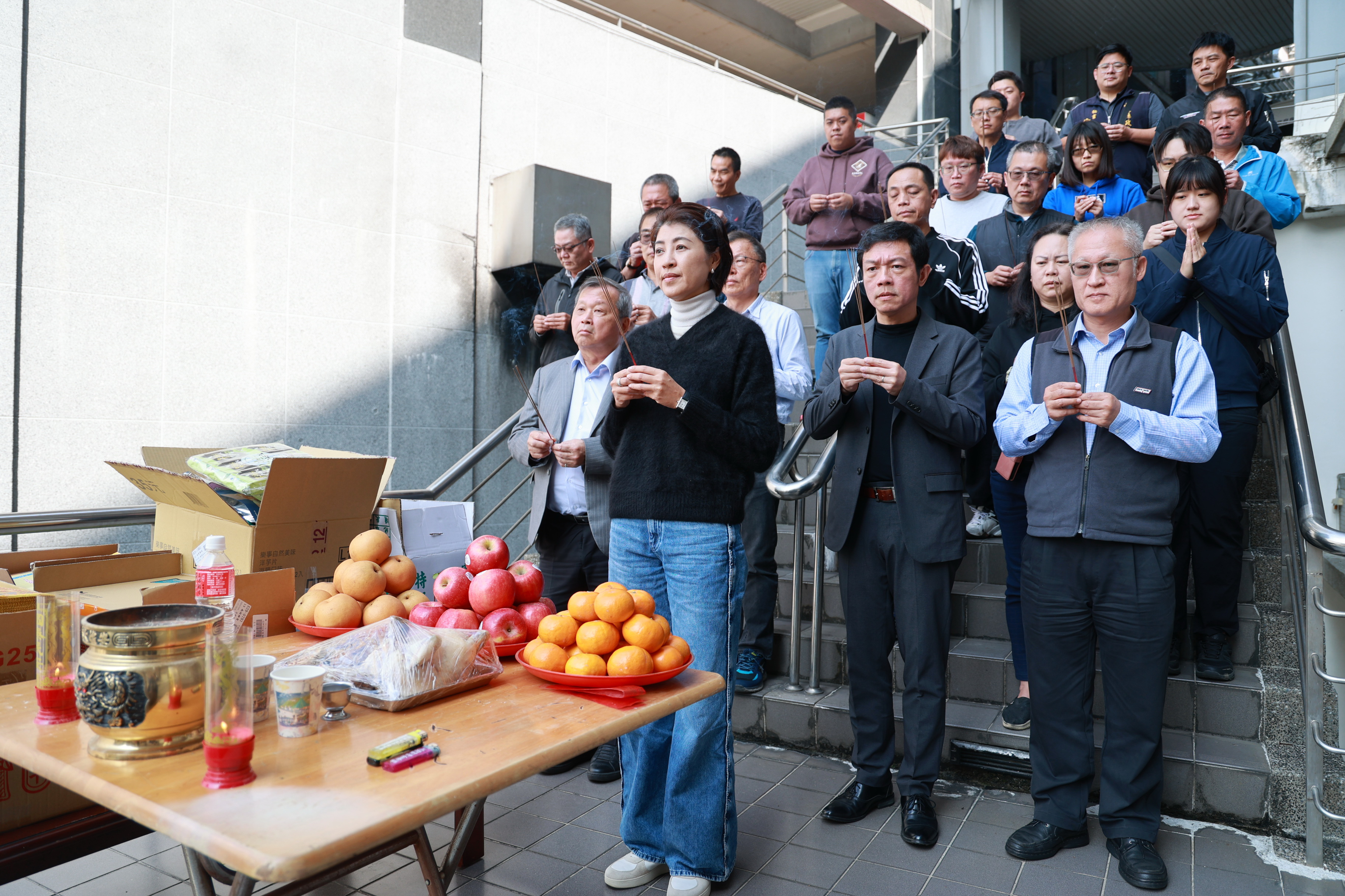 相關圖片1-縣府舉辦年終尾牙祭拜   縣長許淑華祈求一切平安