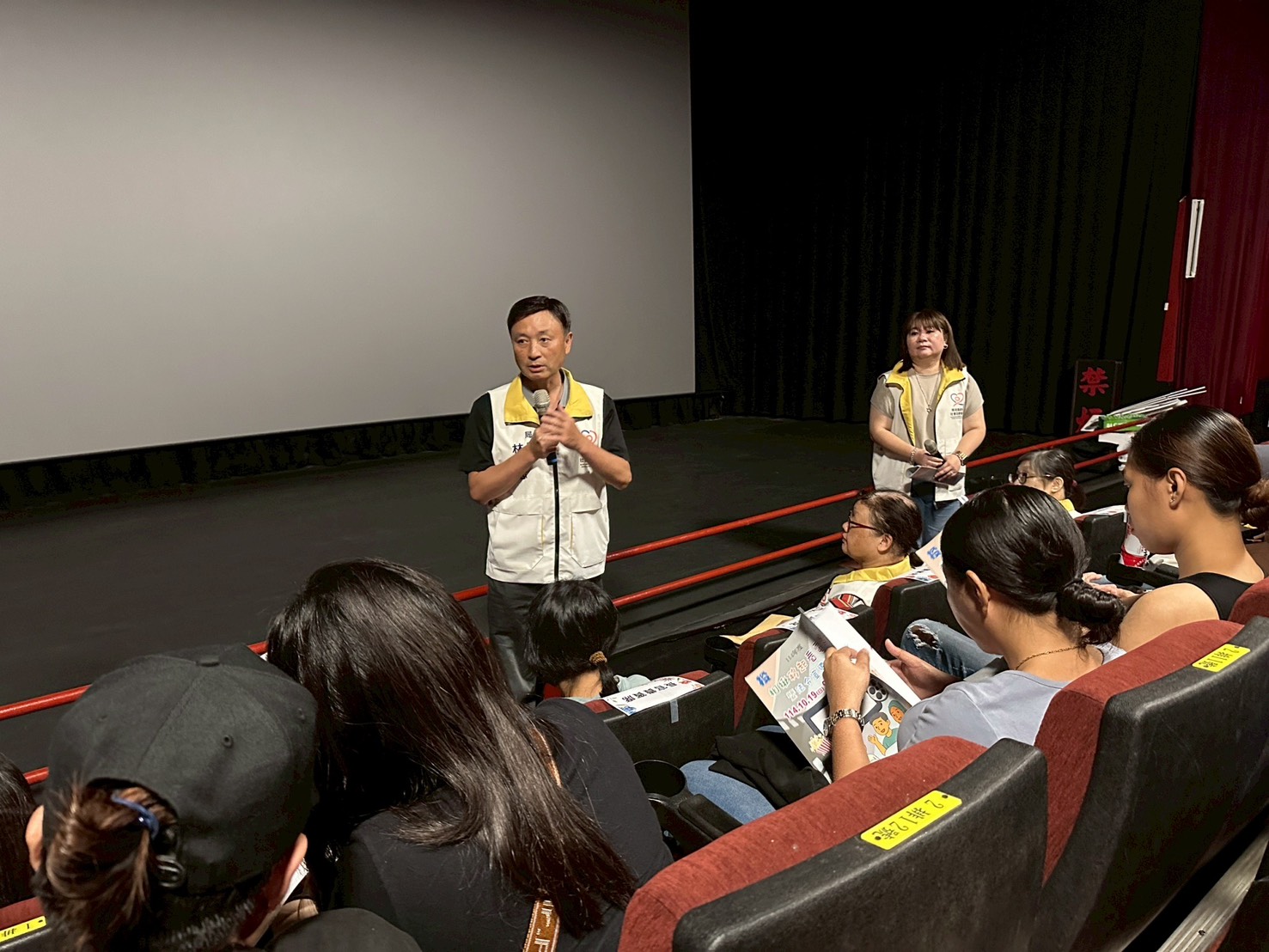 相關圖片1-縣府辦理法令宣導暨觀影活動 讓外國朋友輕鬆學法令