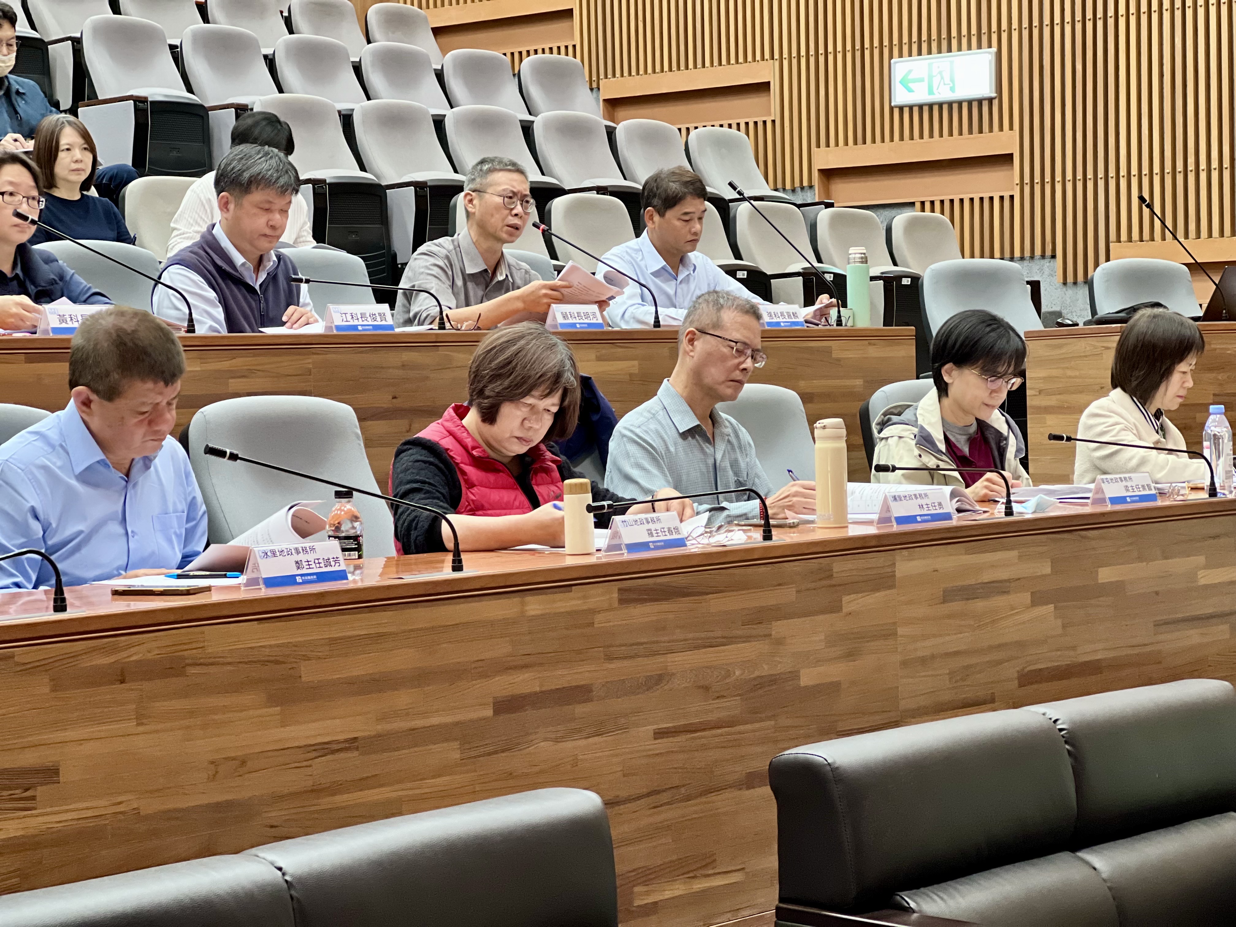 相關圖片3-114年地政處第2次擴大處務會議於本府召開 盤點年度成果 展望明年施政方向