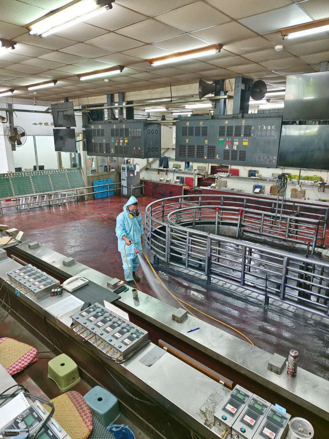 相關圖片7-防治非洲豬瘟 縣府積極清消 學校營養午餐菜色彈性調整