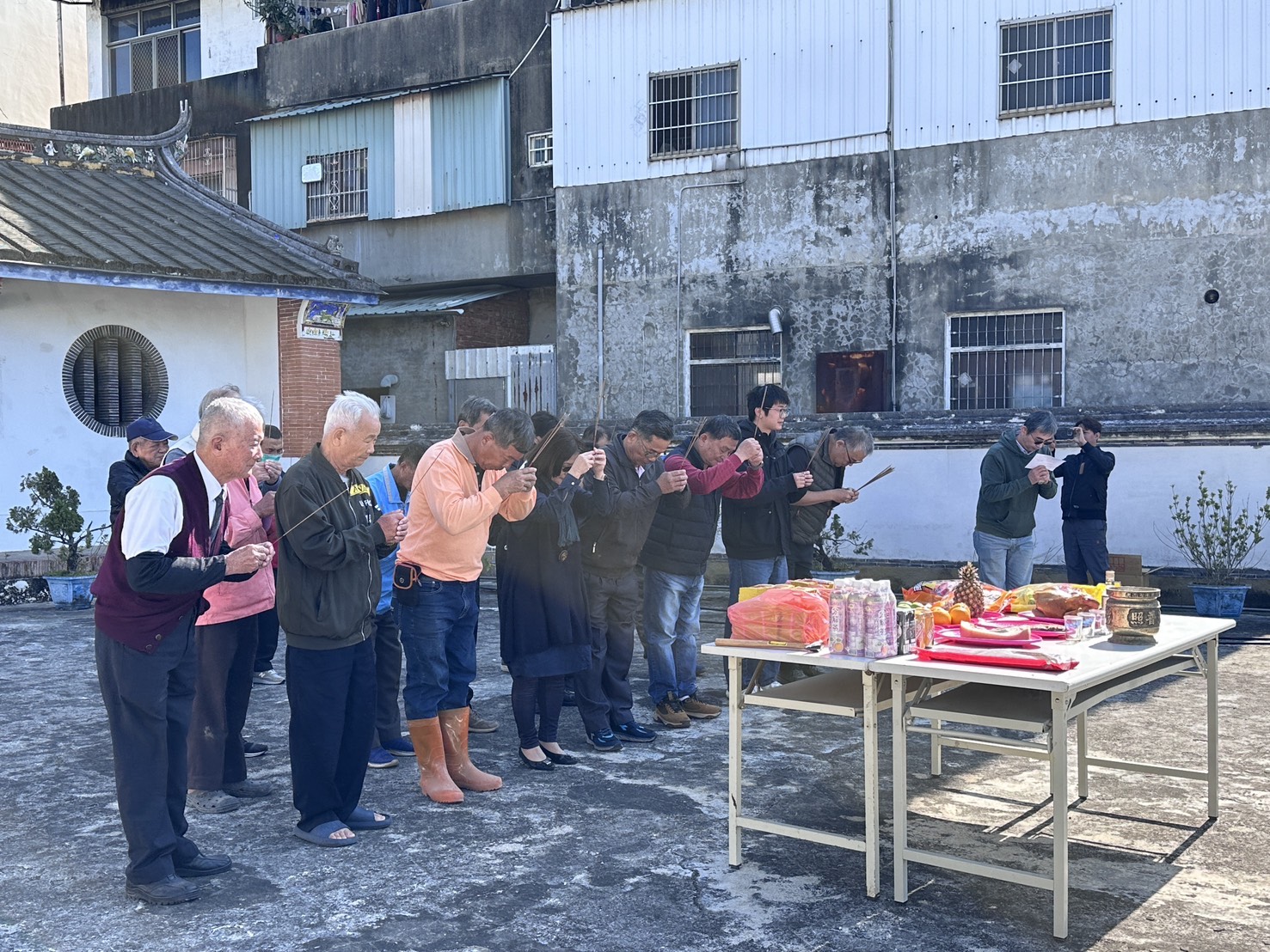 相關圖片2-「南投縣縣定古蹟草屯燉倫堂外牆及柱體局部修繕工程」於今（115）年一月十三日開工祈福。